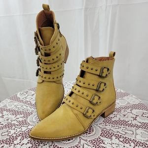 COPY - Beast Collection Muted Mustard  Yellow Ankle Booties Size 7.5